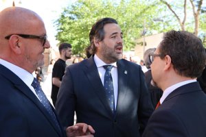 Núñez (PP C-LM) denuncia la gestión "caótica" del Gobierno y acusa a Sánchez de generar "alarma social"