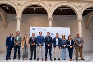 Núñez promete deflactar el IRPF si gobierna en C-LM "para evitar subidas automáticas derivadas de la inflación"