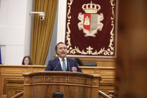 Rechazada la propuesta de Vox para aplicar la prioridad nacional en C-LM en el acceso a ayudas y subvenciones
