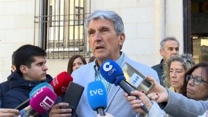 Sabrido lamenta que Toledo "no sea la prioridad" para Velázquez tras sus quejas sobre el tercer carril