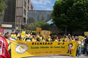 VÍDEO: La huelga de escuelas infantiles se deja sentir en Castilla-La Mancha con un seguimiento cercano al 60%