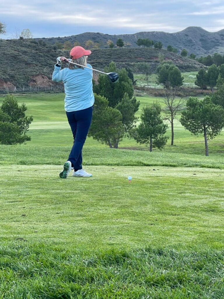 Jugadoras de golf en competición autonómica en Castilla-La Mancha