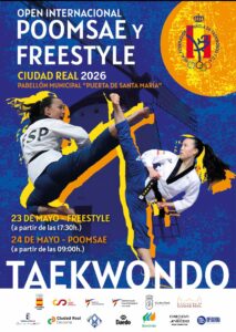 Competidores de taekwondo en el Pabellón Puerta de Santa María de Ciudad Real