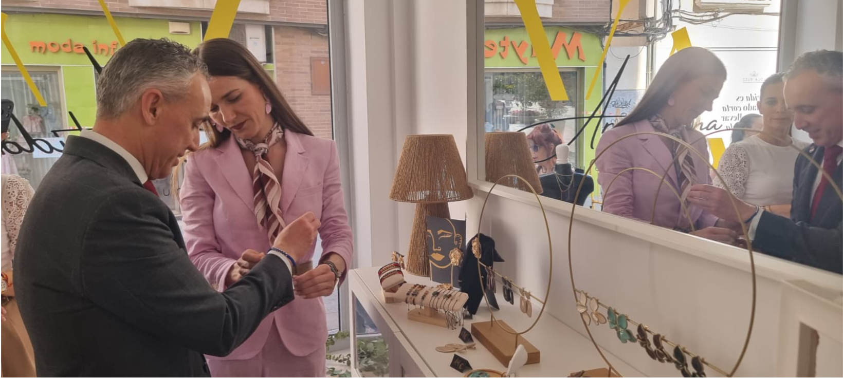 El alcalde celebra la inauguración de Archidonna con un enfoque en emprendimiento y creatividad 2