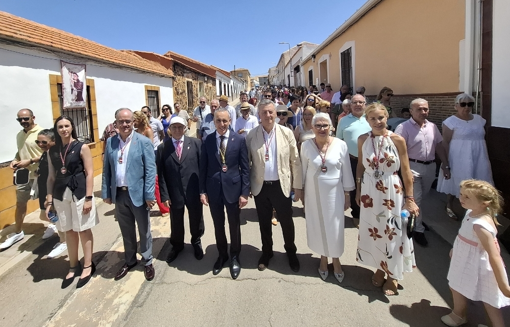 El Villar Celebra su Fe: Día Grande de Fiestas en Honor a San Antonio 1 El Villar Celebra su Fe: Día Grande de Fiestas en Honor a San Antonio 1