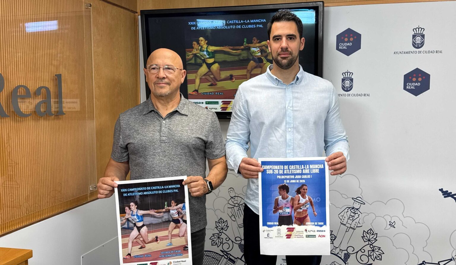 Atletas compitiendo en el Campeonato absoluto de clubes de CLM en Ciudad Real