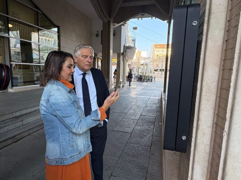 Pantalla interactiva de la plataforma turística Cicerone en Ciudad Real