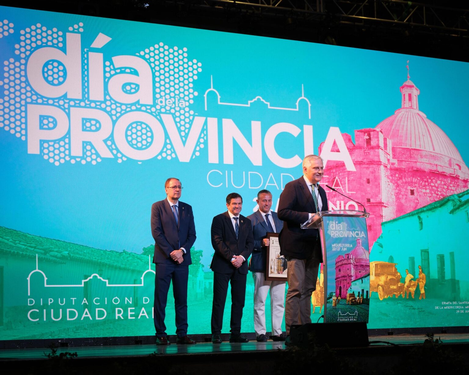 Francisco Cañizares recoge el Premio Quijote al Mérito Municipal de Ciudad Real