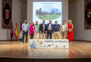 Gala del programa Somos Deporte 3-18 celebrada en el Paraninfo Universitario de Cuenca con la Federación de Golf de Castilla-La Mancha