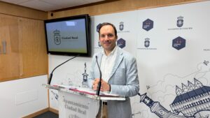 Portavoz municipal del Ayuntamiento de Ciudad Real en rueda de prensa