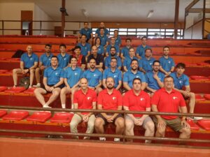 Ponentes y asistentes durante el III Día del Entrenador de la FBCLM en Alcázar de San Juan