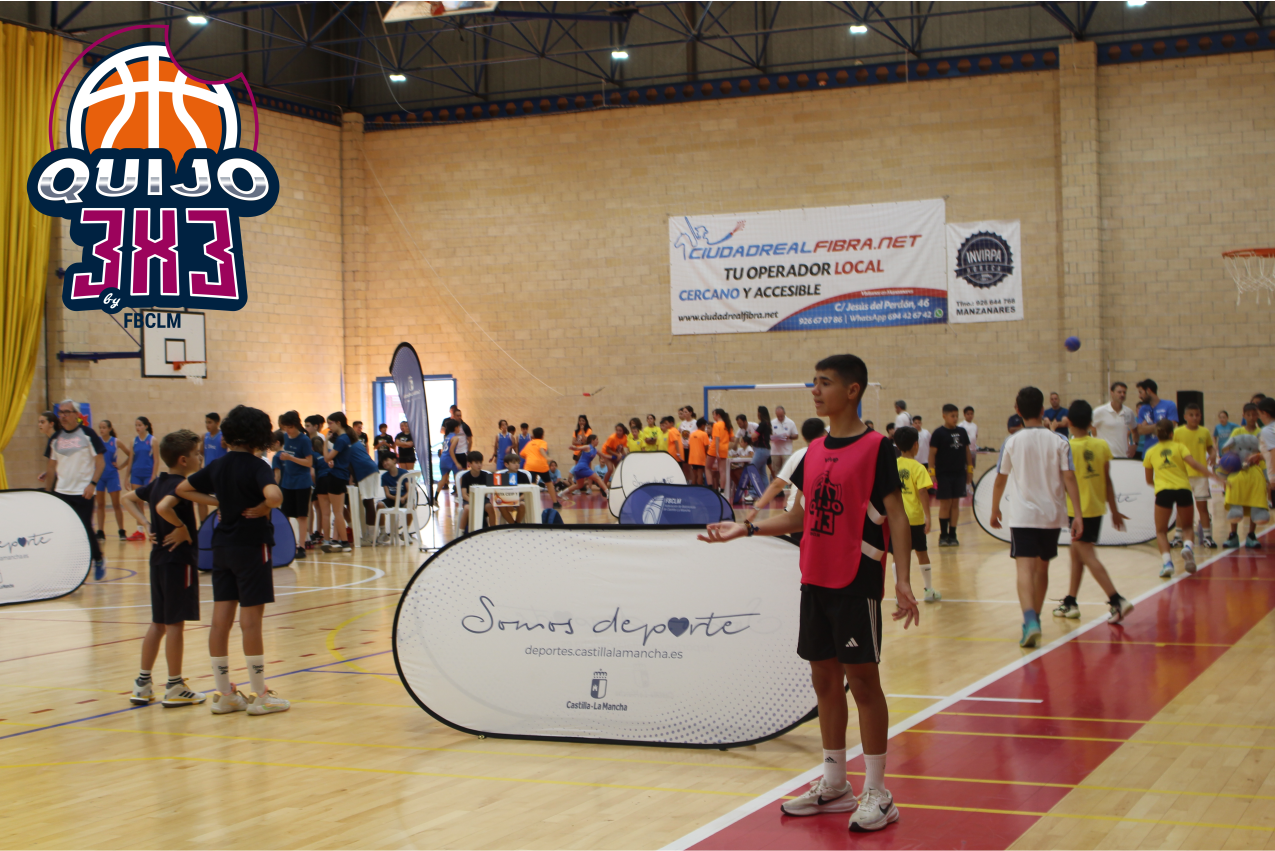 Alumnos compitiendo en el evento final del programa Quijo 3x3 2026 en las pistas de Manzanares