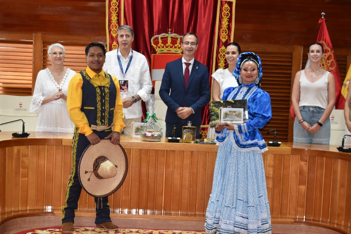 Puertollano Acoge con Entusiasmo a los Participantes del 39º Festival Internacional de Folclore 4