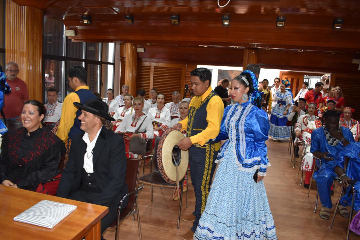 Puertollano Acoge con Entusiasmo a los Participantes del 39º Festival Internacional de Folclore 18