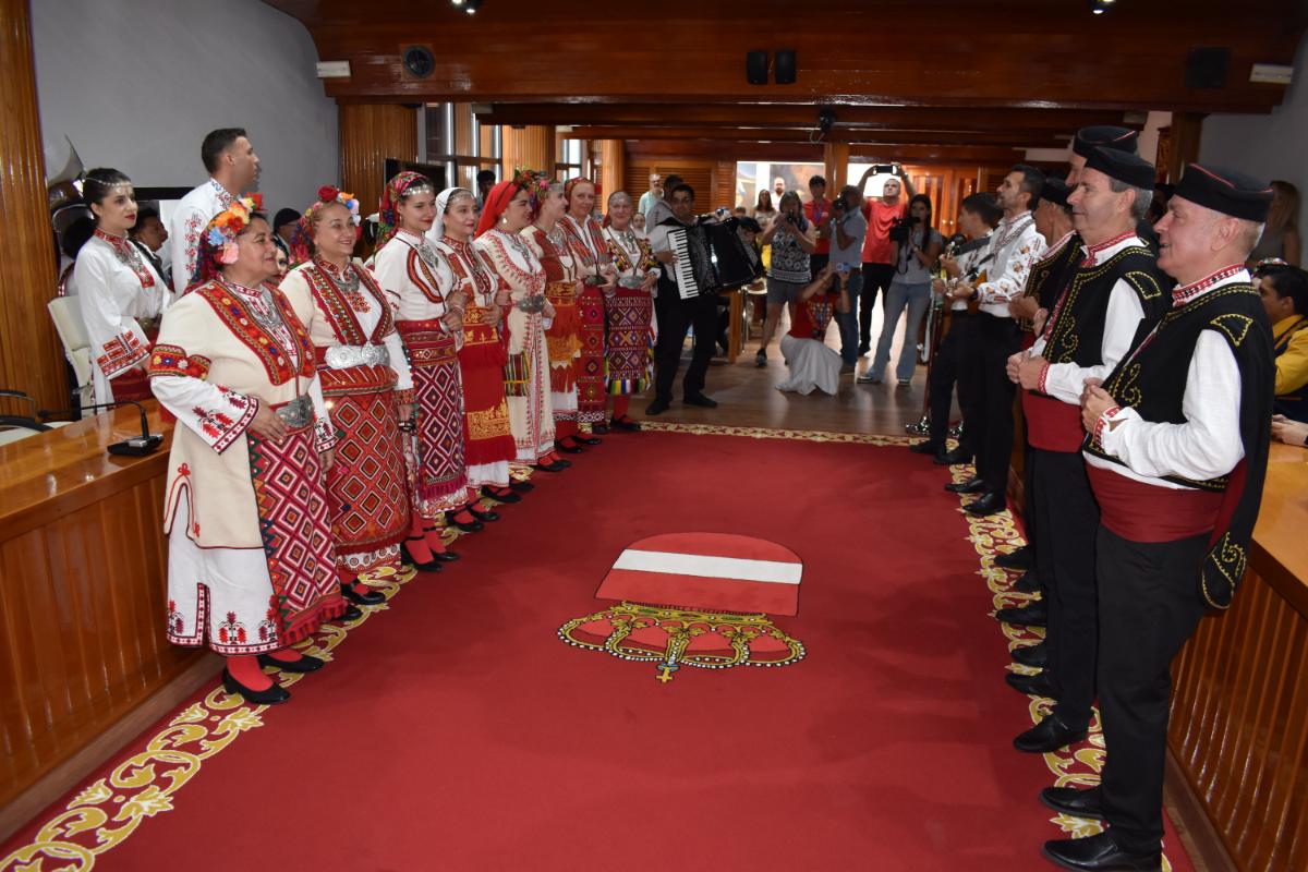 Puertollano Acoge con Entusiasmo a los Participantes del 39º Festival Internacional de Folclore 30