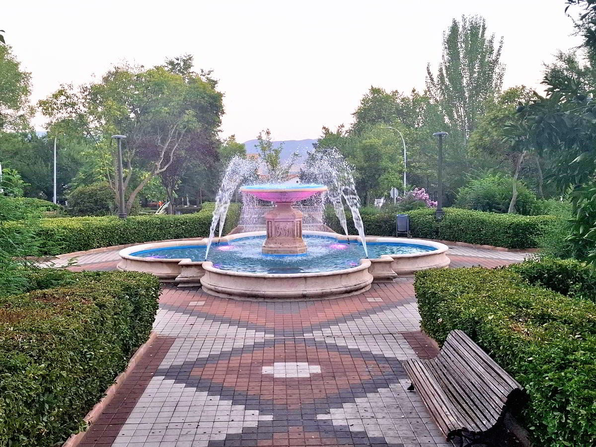 El Ayuntamiento de Puertollano Restaura la Magnificencia de la Fuente en Honor a los Mineros en Plaza España 7 El Ayuntamiento de Puertollano Restaura la Magnificencia de la Fuente en Honor a los Mineros en Plaza España 7