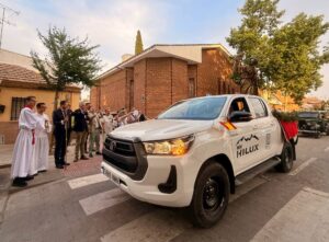 Bendición de vehículos en la festividad de San Cristóbal en el Barrio del Pilar de Ciudad Real