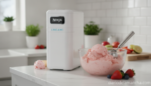 Heladera Ninja CREAMi preparando helado casero en la cocina