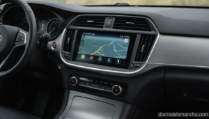 Pantalla Android Auto CarPlay de 7 pulgadas instalada en coche