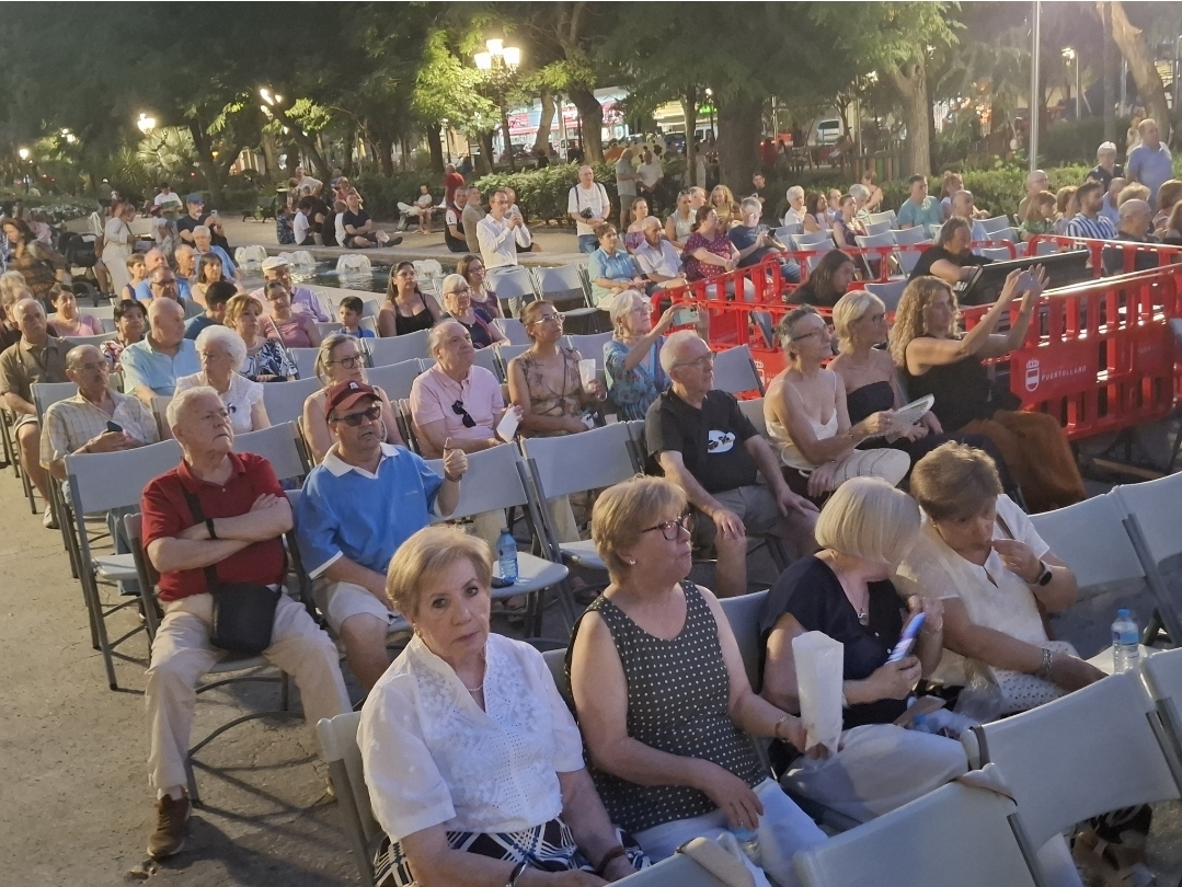 Clausura del Puerto Festival: El Concierto de Época de 'Epi y Blues' 1