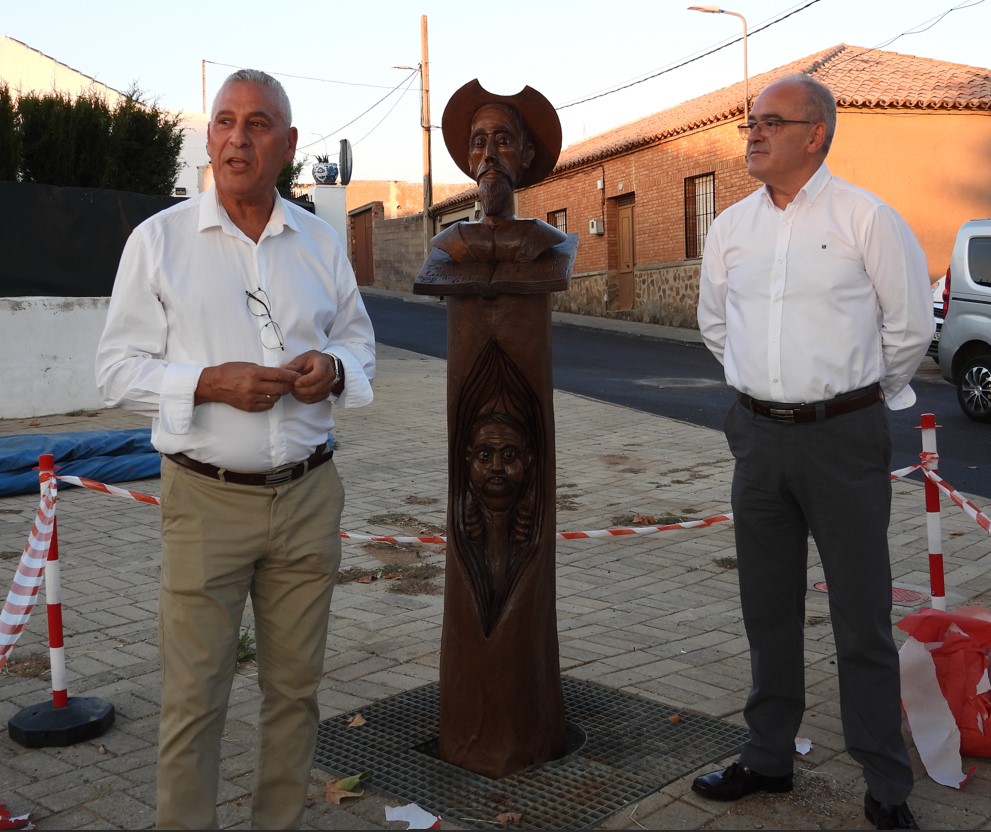 El Villar da la Bienvenida a sus Fiestas del Agua con la Inauguración de una Escultura de Don Quijote y Sancho Panza por Máximo Sáez 9 El Villar da la Bienvenida a sus Fiestas del Agua con la Inauguración de una Escultura de Don Quijote y Sancho Panza por Máximo Sáez 9