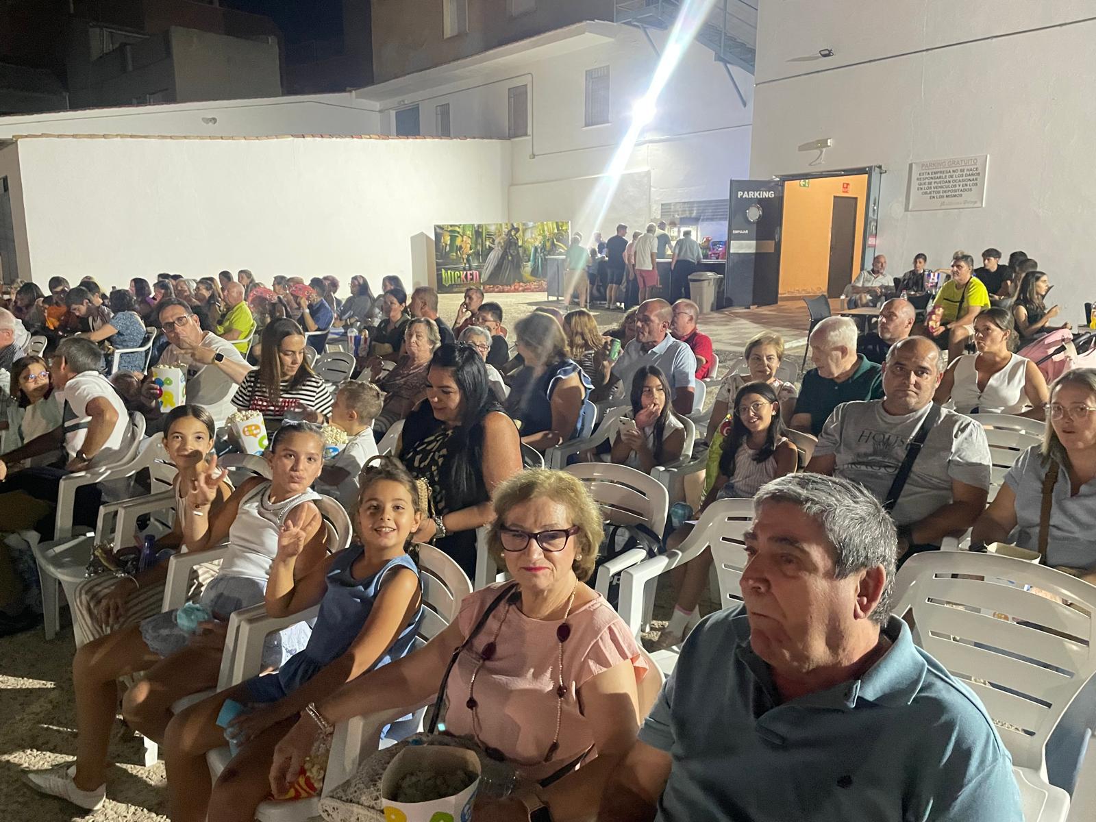 Éxito de concurrencia: 1.767 espectadores disfrutaron del cine de verano de Juventud e Infancia en dos meses 9