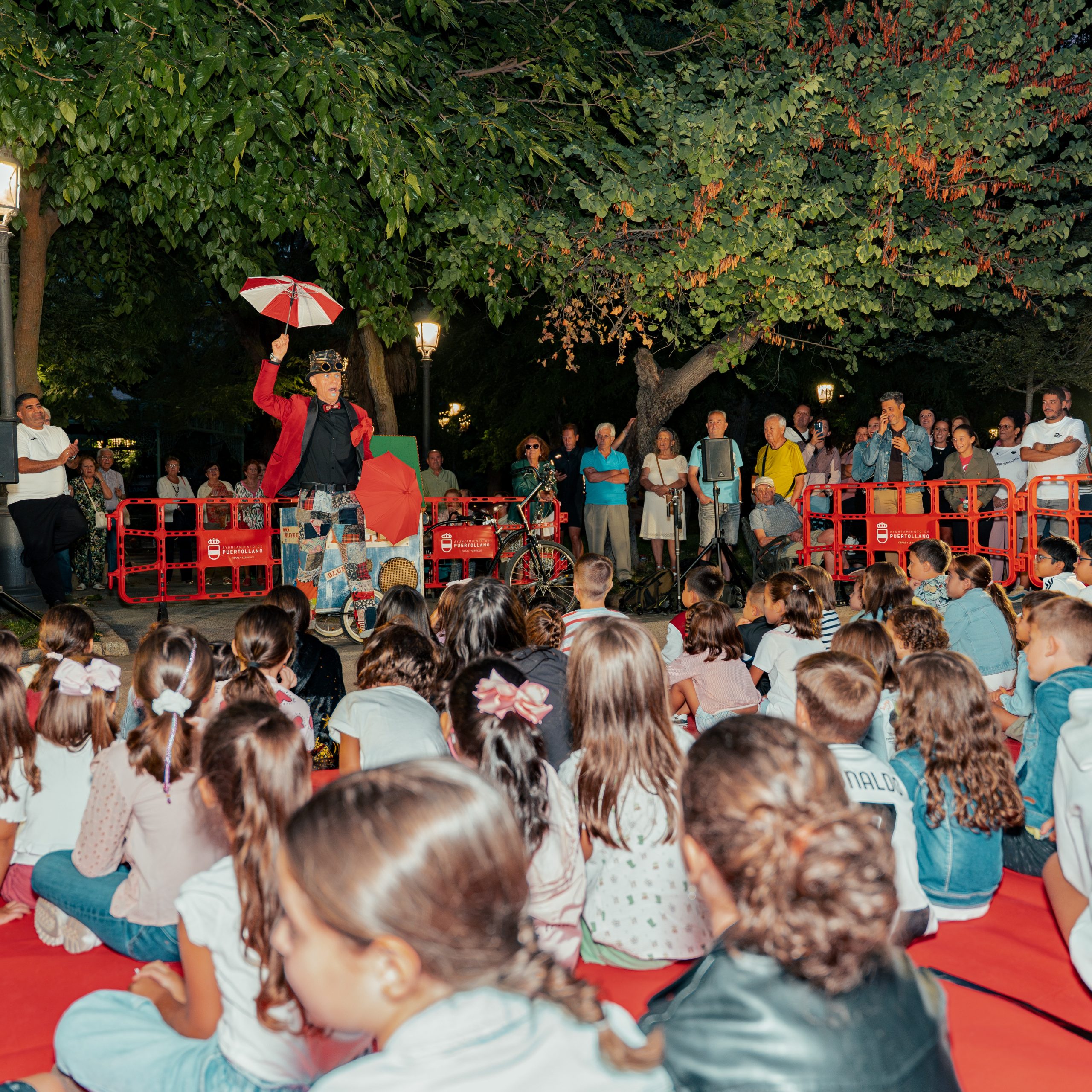 El Velocípedo de Billy Bluff Encanta a los Más Pequeños en el Inaugural 'Puertollano te Ilusiona' 3