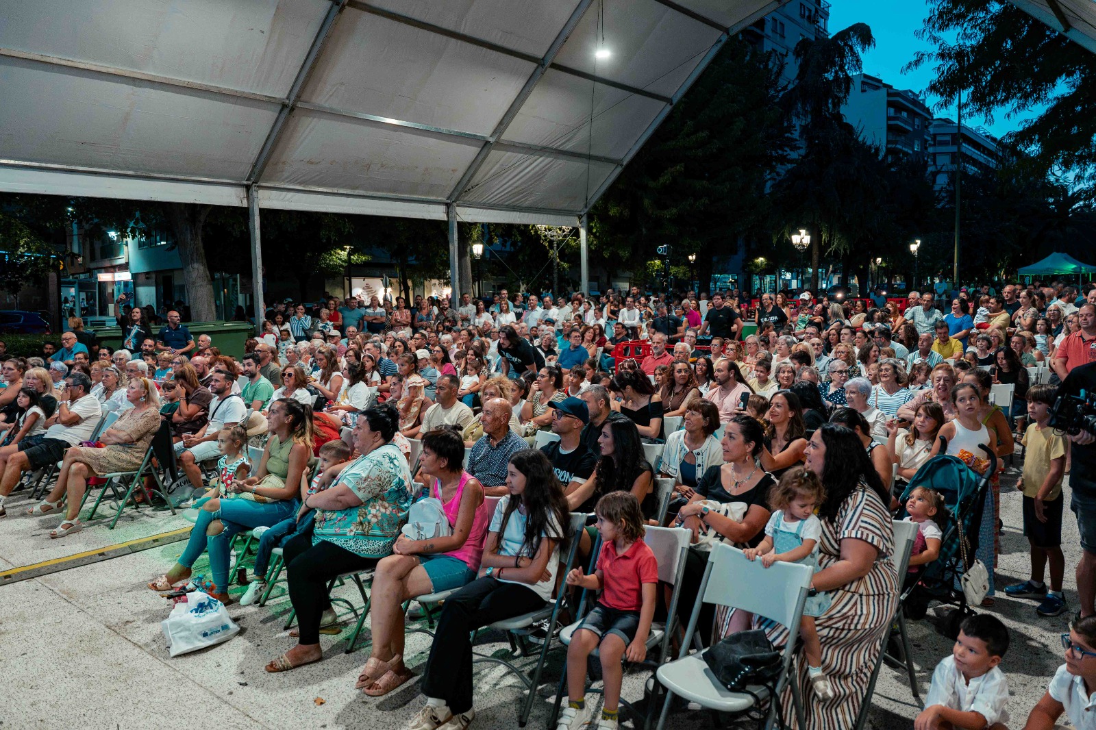 Un Éxito Mágico: Más de 500 Espectadores Disfrutan de David el Mag en la I Edición de ‘Puertollano te ilusiona’ 2 Un Éxito Mágico: Más de 500 Espectadores Disfrutan de David el Mag en la I Edición de ‘Puertollano te ilusiona’ 2
