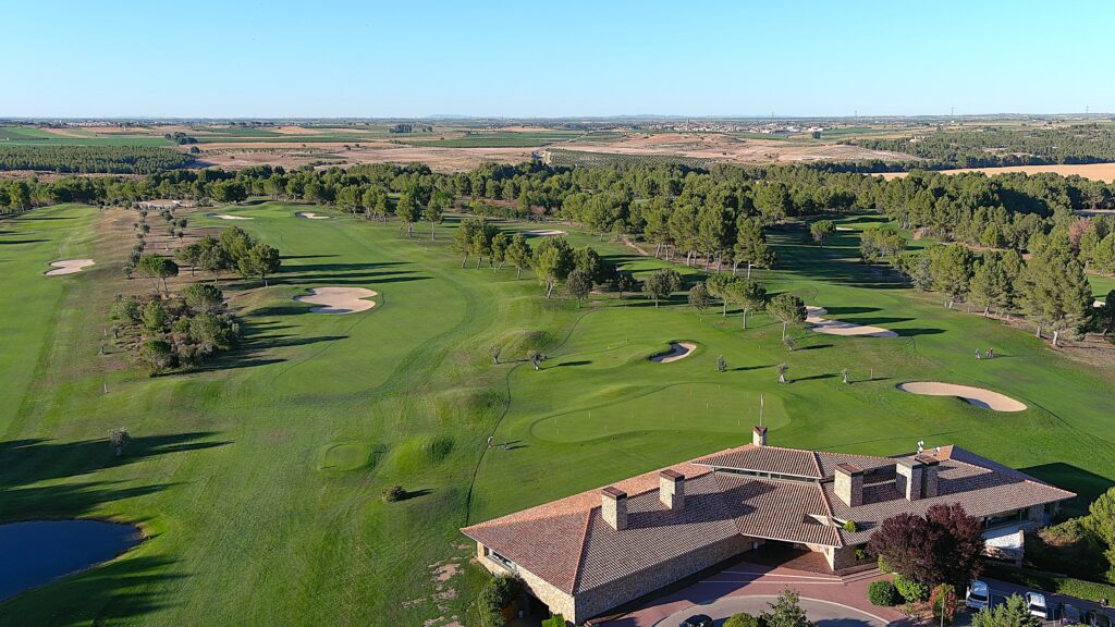 Vista general del recorrido del Club de Golf Las Pinaillas en Albacete