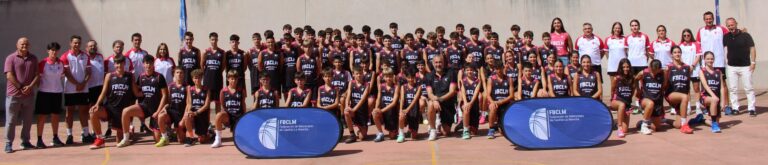 Foto de grupo de los campistas y el staff técnico del Campus Procamp 2026 en Albacete