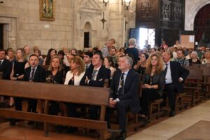 Fieles en la misa de la Octava de la Virgen del Prado en la Catedral de Ciudad Real