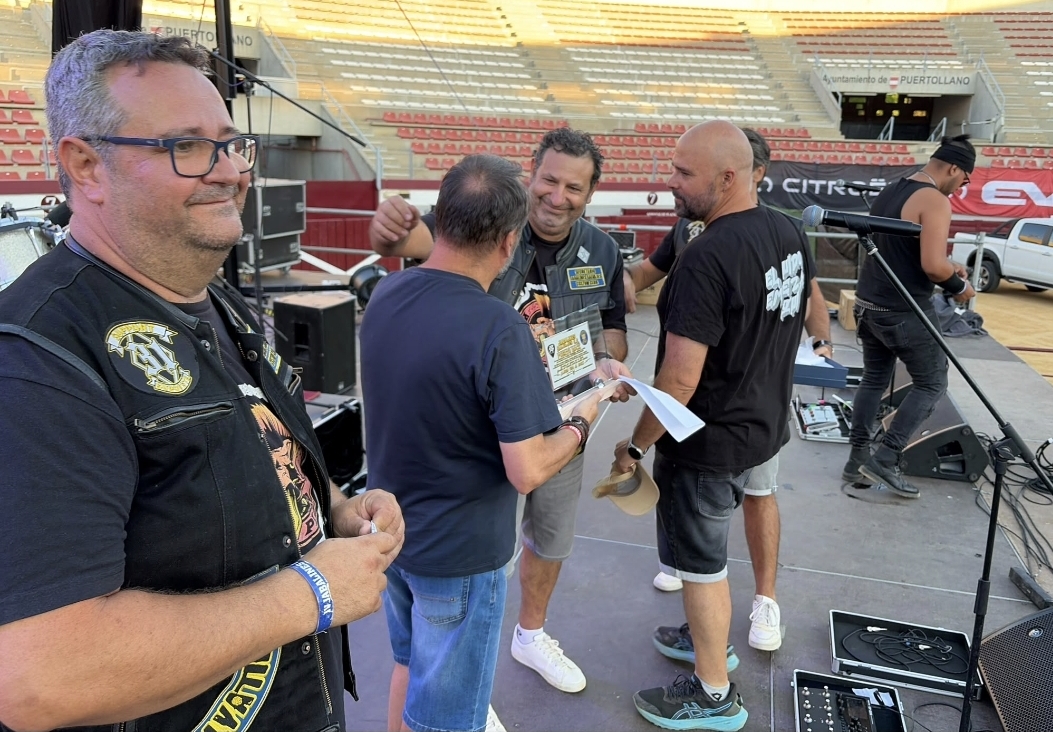 Éxito Rotundo en el IV Jabalines Music Festival: Un Millar de Apasionados del Rock Se Reúnen para Celebrar la Música 10