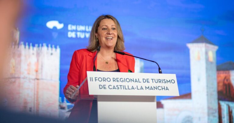 Presentación de la campaña Castilla-La Mancha todo el año en el II Foro de Turismo en Sigüenza