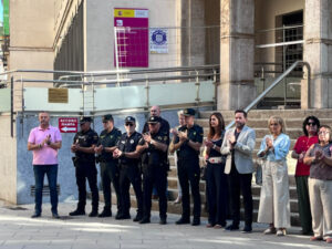 Adrián Fernández Llama a la Unidad y Responsabilidad Colectiva en la Lucha contra la Violencia de Género