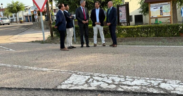 Obras en la CM-5002 a su paso por Cardiel de los Montes