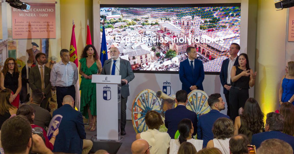 Inauguracion del stand institucional del Gobierno de Castilla-La Mancha en la Feria de Albacete
