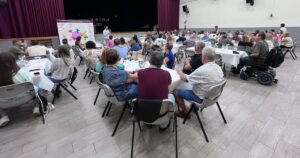 Diario de Castilla-La Mancha 19 Un momento de la cata didáctica celebrada en San Pedro (Albacete)