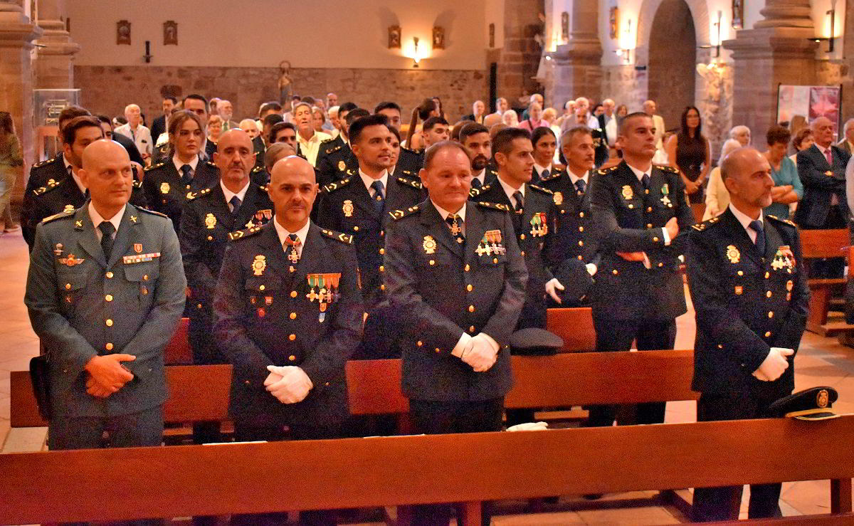 Centenario de la Policía Nacional en Puertollano: El alcalde destaca el compromiso con la seguridad ciudadana 6