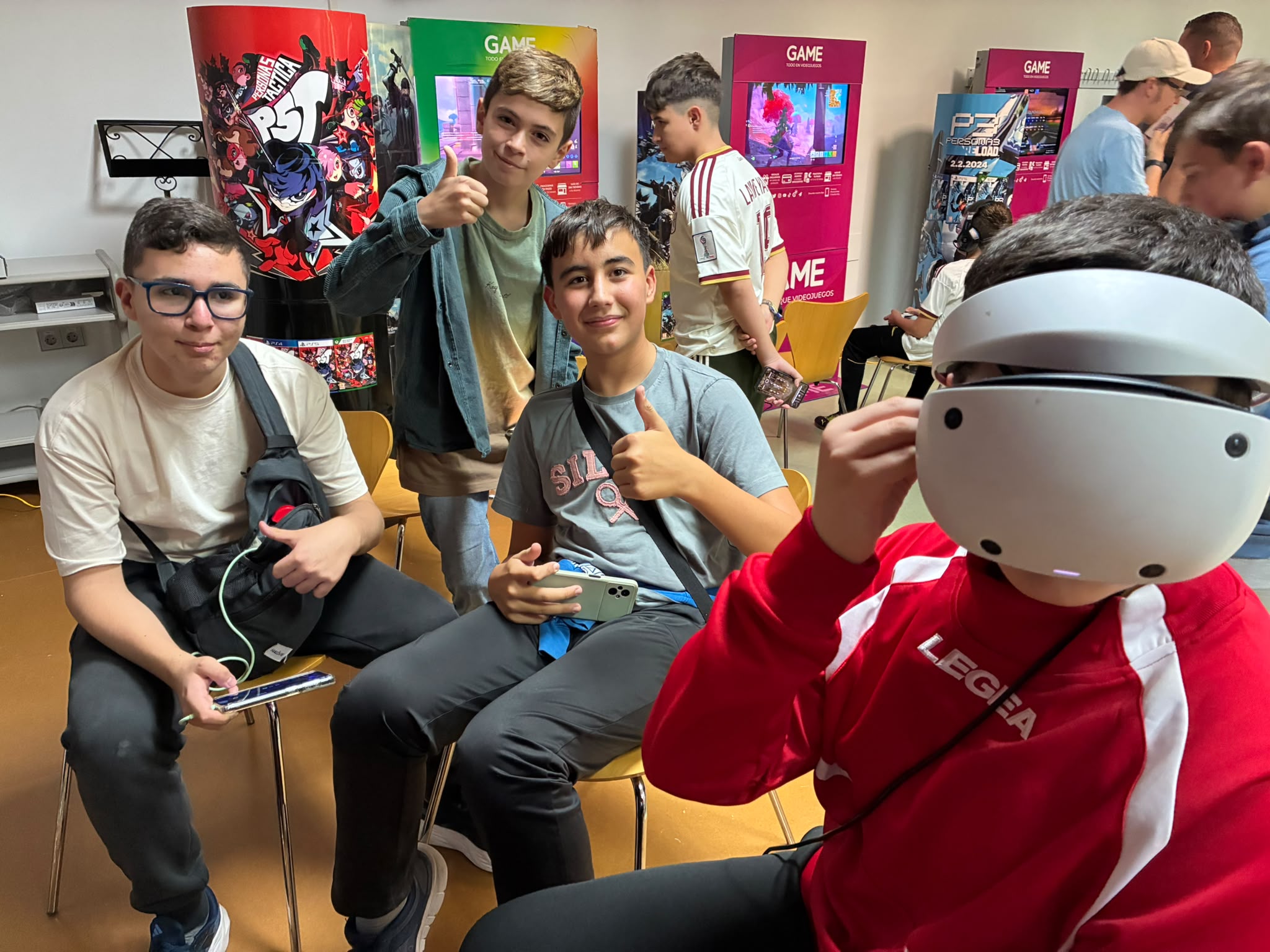 Éxito rotundo en la Game Party de Puertollano: Casi 400 jóvenes y más de 100 padres se unen a la diversión 4 Éxito rotundo en la Game Party de Puertollano: Casi 400 jóvenes y más de 100 padres se unen a la diversión 4