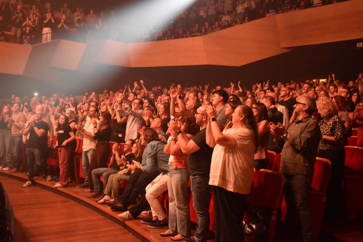 Puertollano Revive el Corazón Desierto de Fito & Fitipaldis en el Lanzamiento de su Gira 'Aullidos Tour' 1