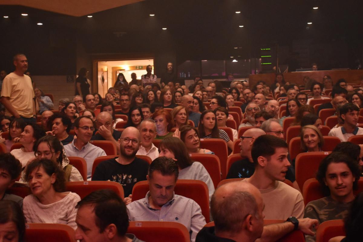 Puertollano Revive el Corazón Desierto de Fito & Fitipaldis en el Lanzamiento de su Gira 'Aullidos Tour' 15