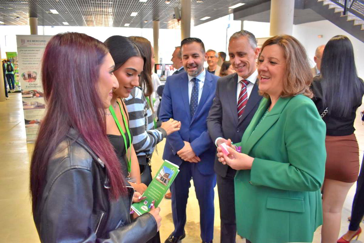 Miguel Ángel Ruiz: «No renuncies a tu futuro» en la Feria de FP Dual 6