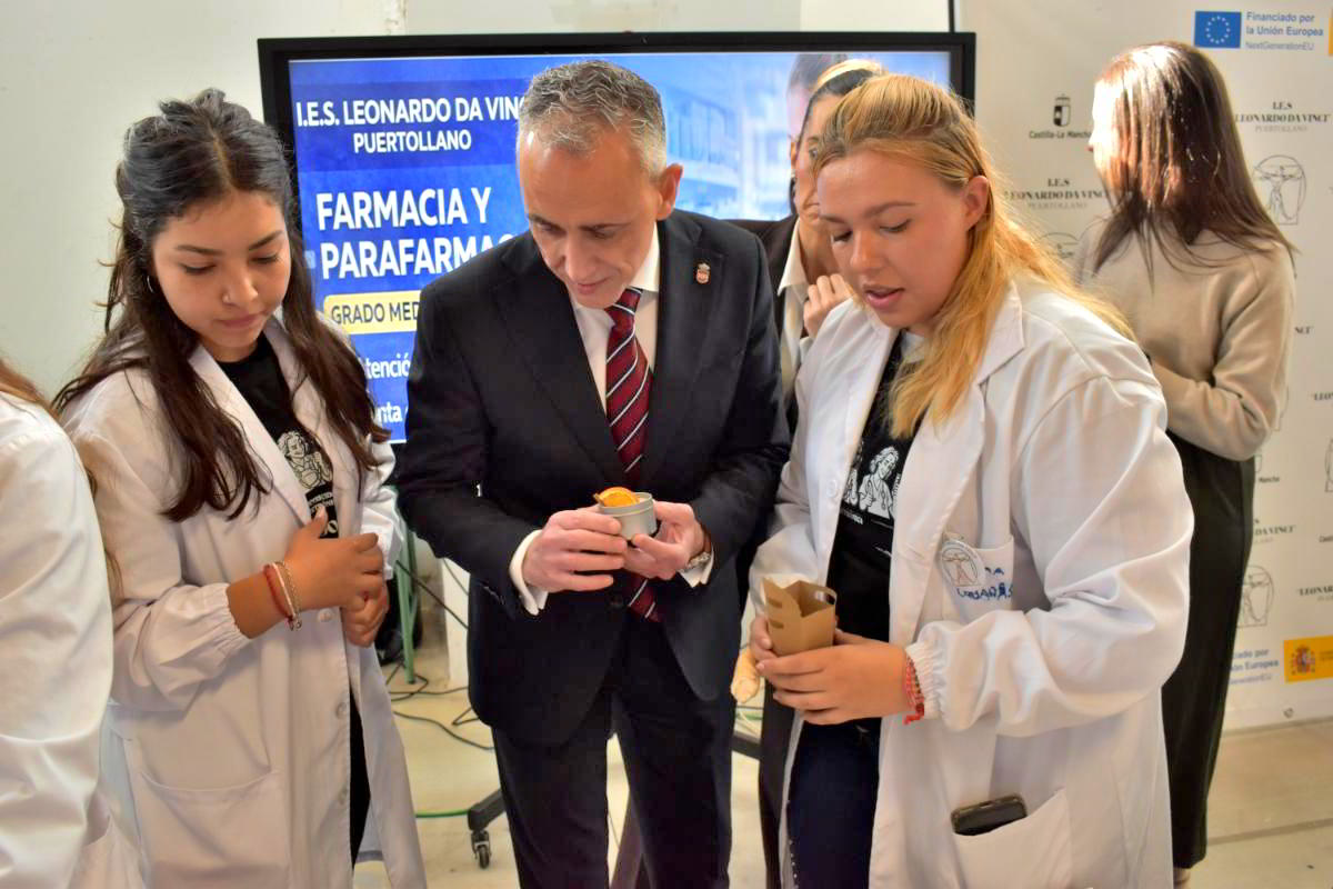 Miguel Ángel Ruiz: «No renuncies a tu futuro» en la Feria de FP Dual 7