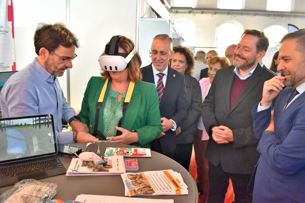 Miguel Ángel Ruiz: «No renuncies a tu futuro» en la Feria de FP Dual 31
