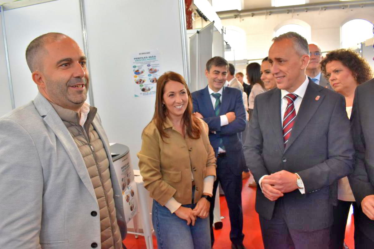 Miguel Ángel Ruiz: «No renuncies a tu futuro» en la Feria de FP Dual 39